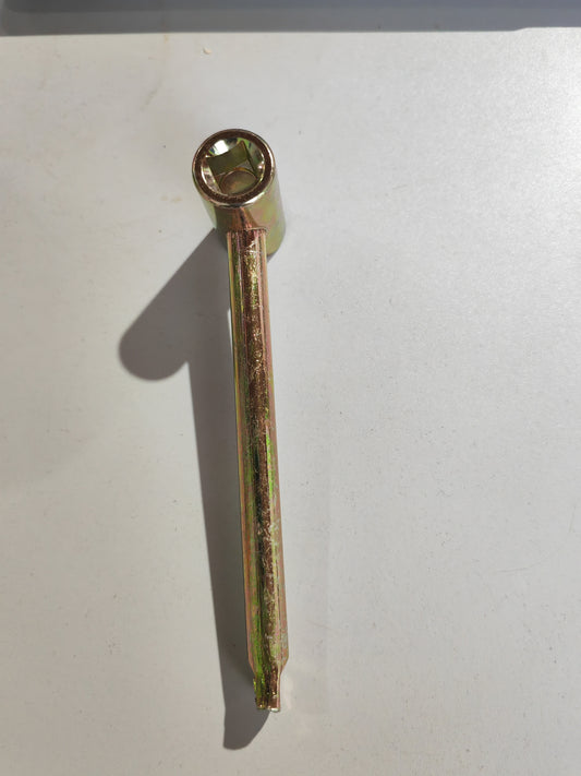 GAS CYLINDER KEY (SPINDLE KEY)